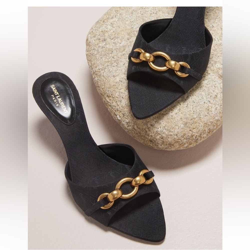 Saint Laurent "Gippy" jacquard fabric mule sandals with chain accent
Size 39 NWT